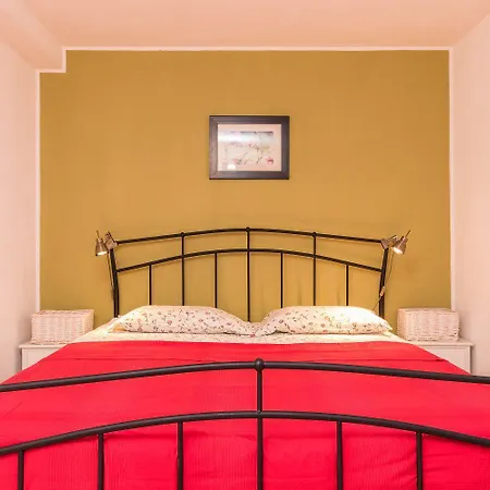 Casa Luigia Holiday home Pula